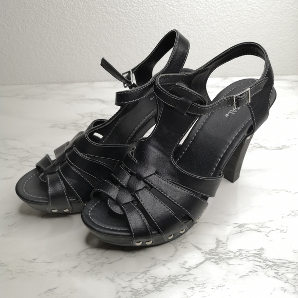 xappeal Shoes Xappeal Brittany Platform Studded Sandal Heels